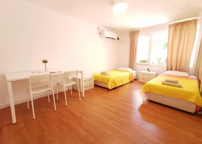 Garden Center Apartman Pomorie